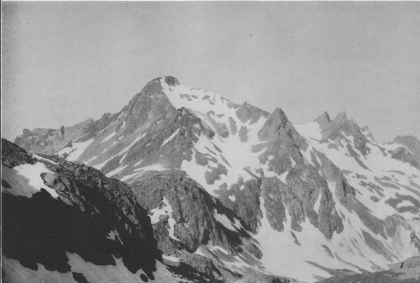Albrunhorn (The Schienhorns seen to the right) by W.E. Evans.  © Yorkshire Ramblers' Club