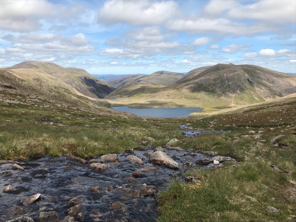 Loch Etchachan and Beinn Mheadhoin – The Yorkshire Ramblers' Club